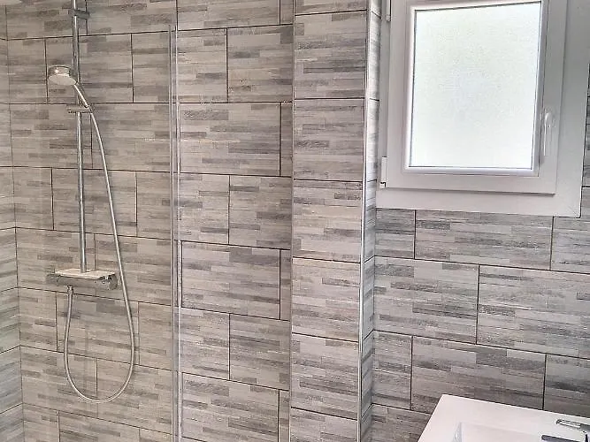 Lägenhet Le Serra A2 *